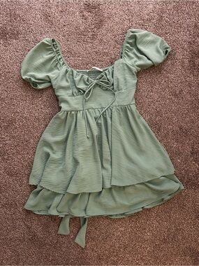 Sage Green Tiered Puff-Sleeve Dress
